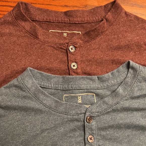 Set of Two Men’s Mutual Weave Henley’s. - Picture 2 of 5
